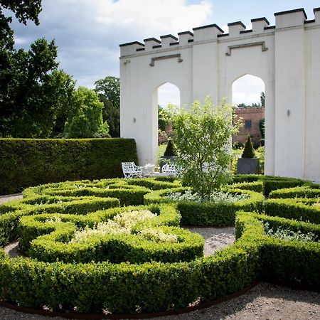 The North Wing - Combermere Abbey Whitchurch  Exterior foto